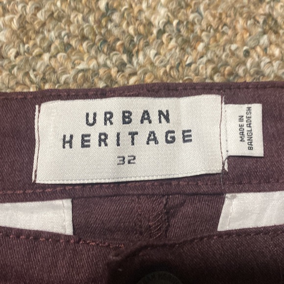 Burgundy stretch chino shorts - Picture 3 of 3